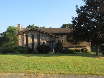 2202 The Cir, Washington, PA, 15301