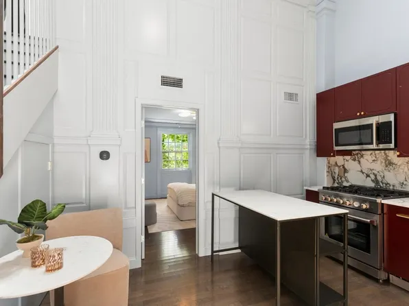 7 Crombie St Unit 10, Salem, MA 01970