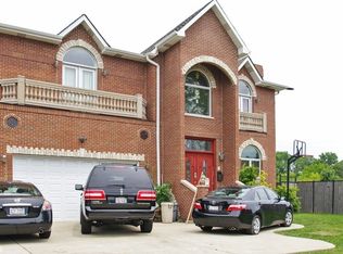 3300 W Albion Ave, Lincolnwood, IL 60712