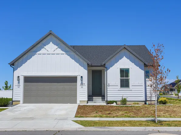 2477 N Hooded Crane Cir, Clinton, UT 84015