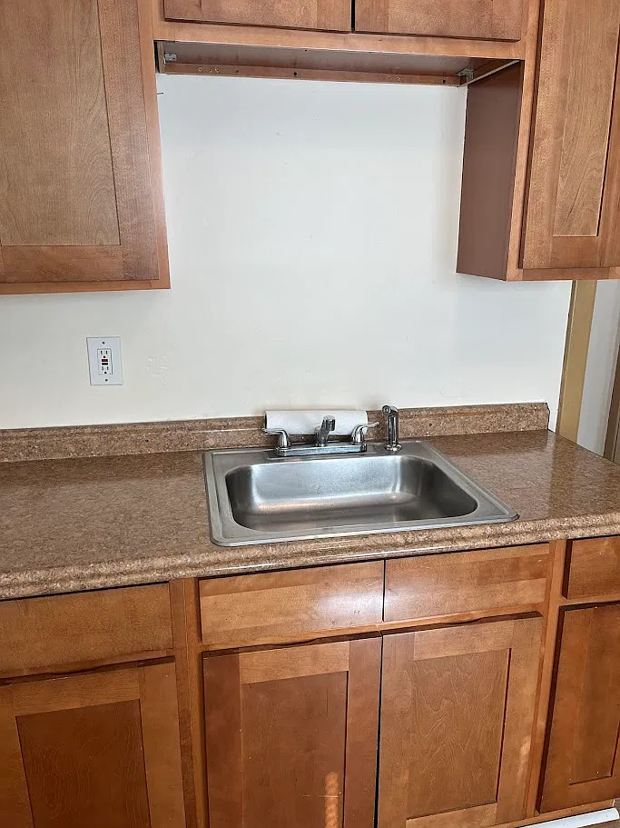 2 bed, 1200 sqft, $2,100 — Photo 4