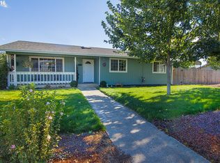 234 Chadwick Ln, Myrtle Creek, OR 97457