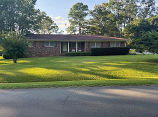 207 Louisiana Dr, Vidalia, GA 30474