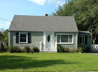 76 Gardens Dr, Springfield, MA 01119