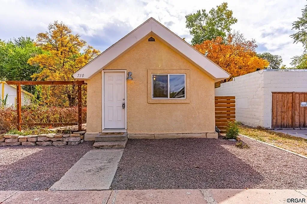 1 bed, 670 sqft, $2,000 — Photo 1