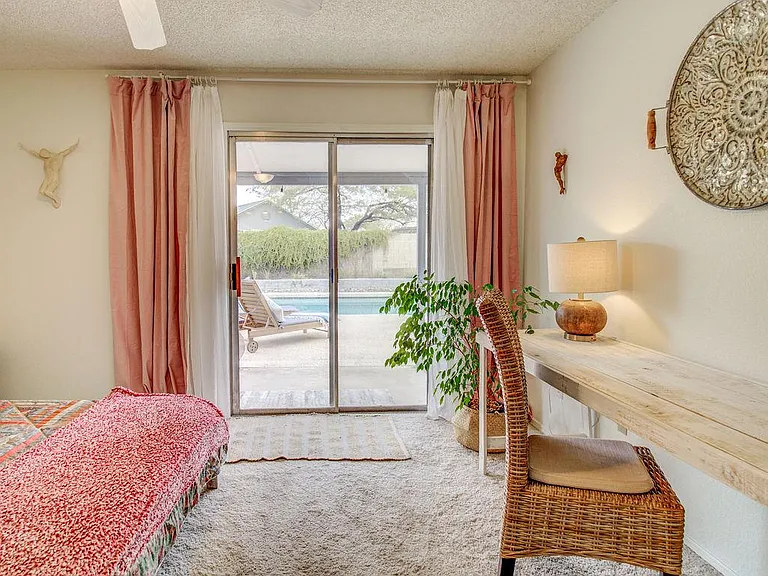 6308 W Port Royale Ln — Photo 63
