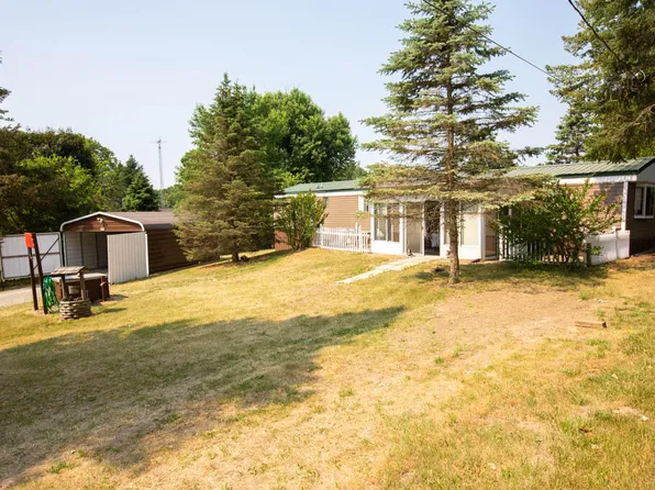 8164 Topinabee Dr, Montgomery, MI 49255