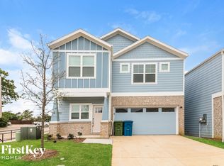 601 Ava Trl, Lewisville, TX 75057