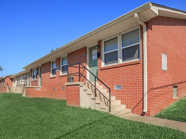601 Crutcher St — Photo 17