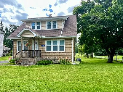 9142 Main St — Photo 1