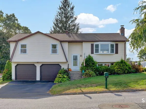 292 Marshall Ln, Derby, CT 06418