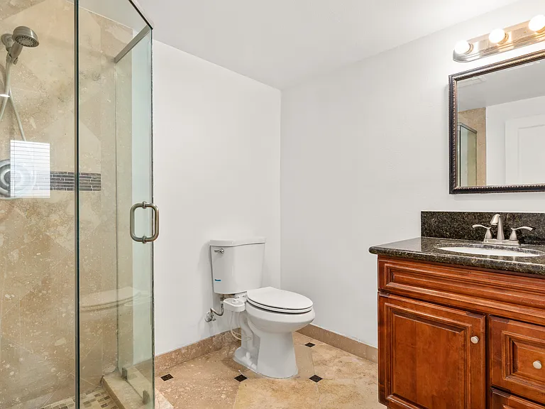 1515 Selby Avenue — Photo 78