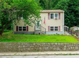 1221 Manville Rd, Woonsocket, RI 02895