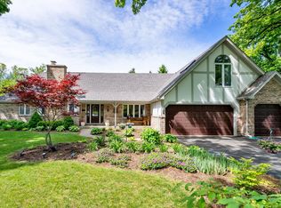 29W280 Old Wayne Ct, West Chicago, IL 60185