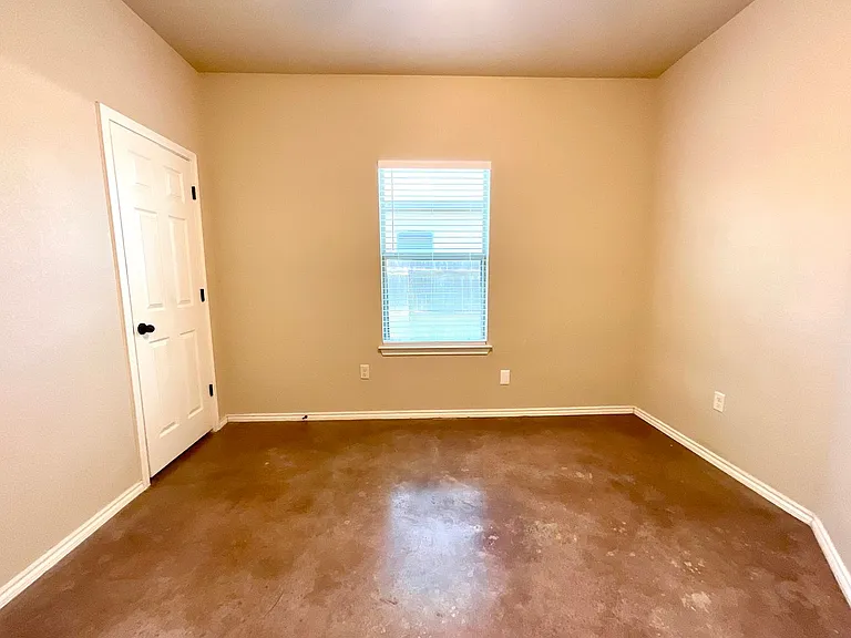 2575 Pahmeyer Rd — Photo 25
