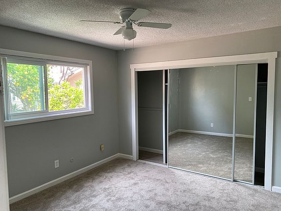 3rd image of 4964 Saratoga Ave #1-9