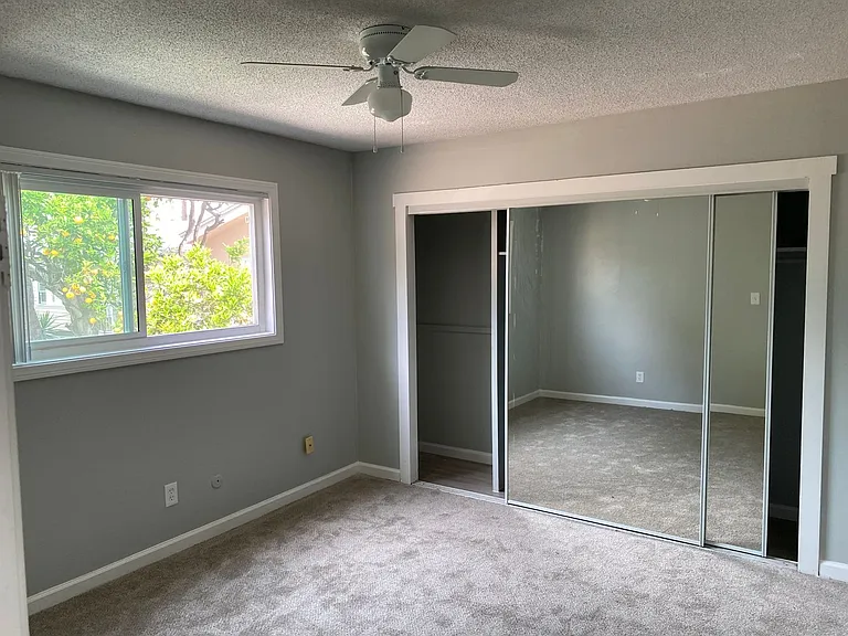 4964 Saratoga Ave #1-9 — Photo 3