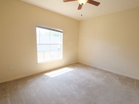 5th image of 5961 Westgate Dr APT 2036