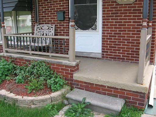 2nd image of 24542 Flower Ave