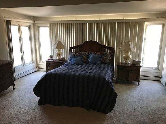 5th image of 1812 Avenue T