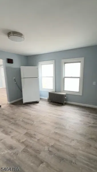 3 bed, 1.0 bath, $1,900 — Photo 4