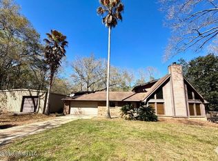 2200 Summerlin Bayou Rd, Vancleave, MS 39565