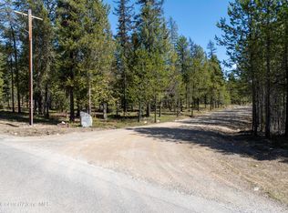 6 Grizzly Bear Rd, Nordman, ID 83848