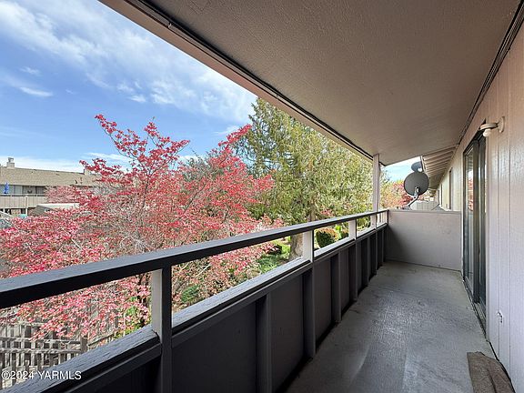 5th image of 701 S 38th Ave APT 1
