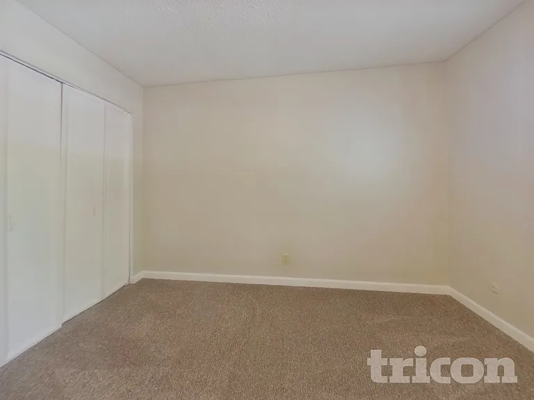 3445 Kings Row — Photo 7
