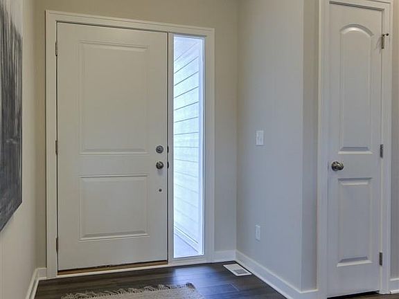 3rd image of 4431 Schilling Dr