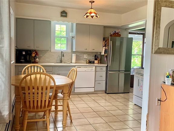 4th image of 81 Ballantyne Brae