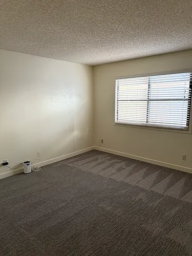 5653 Riley St Photo 1