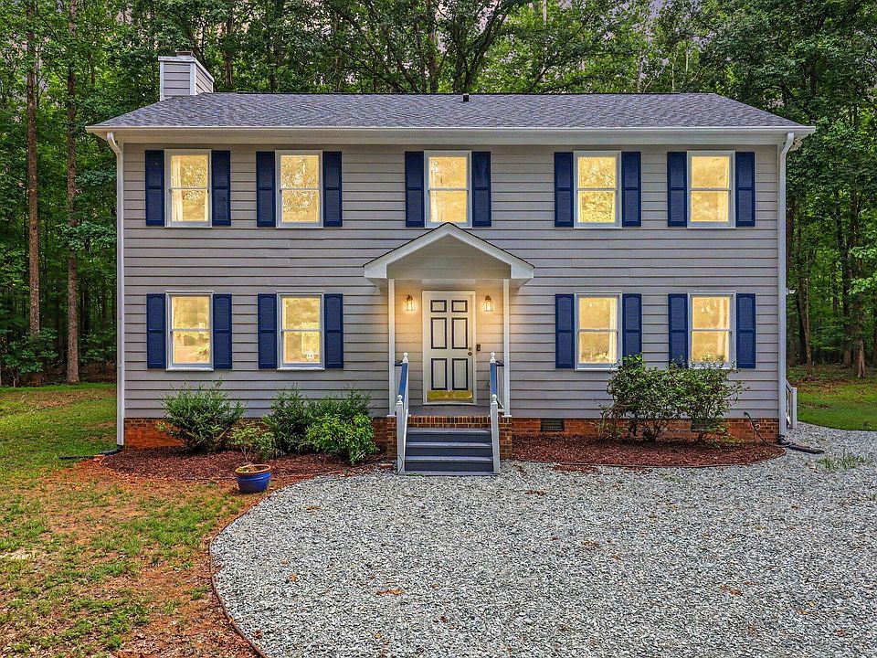 1st image of 114 Oak Hollow Rd