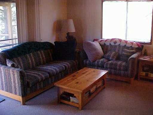5th image of 400 Gold Mountain Dr