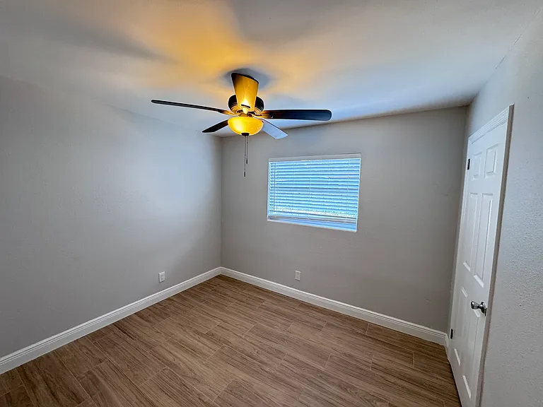 662 Union St #1A — Photo 12