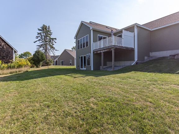 4th image of 20 Tanager Ln #11