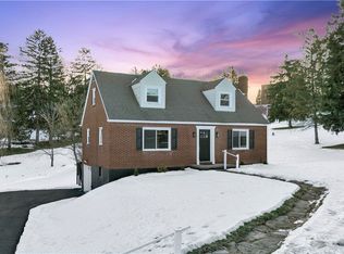 1780 Arona Rd, Irwin, PA 15642