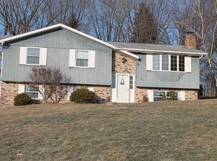 55 Kelly Rd, Washington, PA 15301