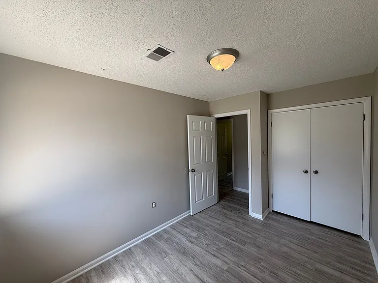 348 Schley Cir — Photo 26