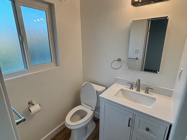 511 Ridgeway Ln #1 — Photo 12