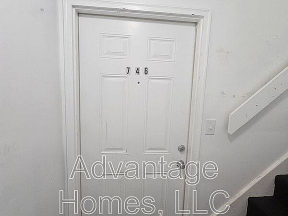3rd image of 746 N 70th St