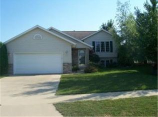 1524 36th St SW, Rochester, MN 55901