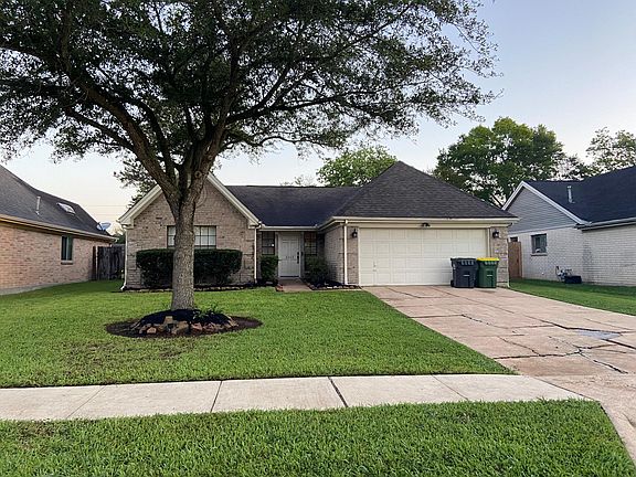 2nd image of 3115 Southdown Dr