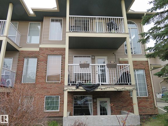 2nd image of 2945 26th St NW