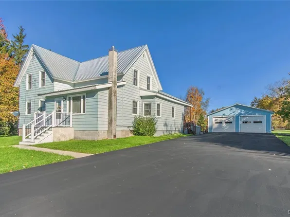 323 E Grove St, Dexter, NY 13634