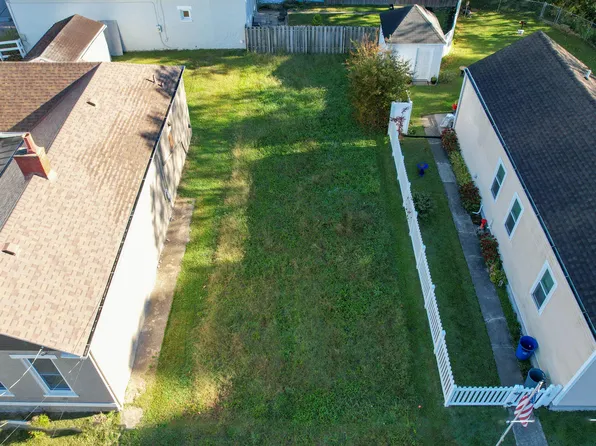 214 Pleasant St, Bromley, KY 41016