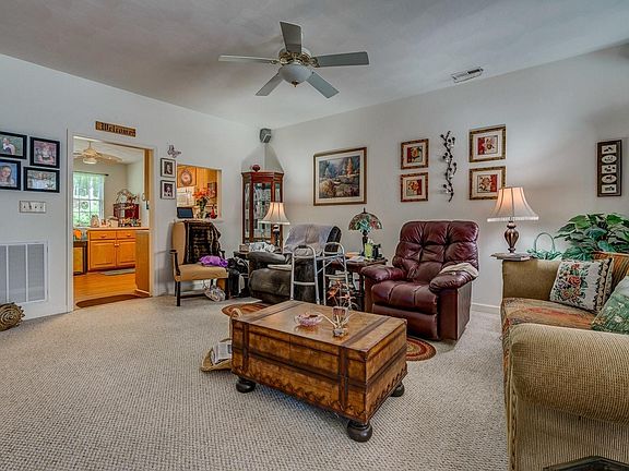 5th image of 5529 South Village Dr