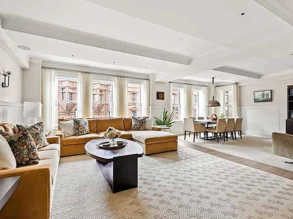 15 W 81st St #4E, Manhattan, NY 10024