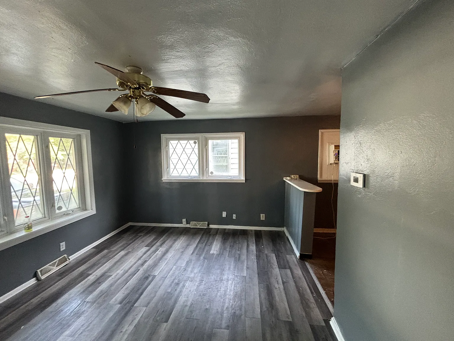 2 bed, 750 sqft, $950 — Photo 4