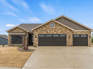 2019 Approach Dr, Auburn, IN 46706